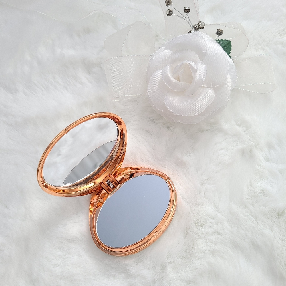 Unique Compact Mirror & Hand warmer - Picture 4 of 8